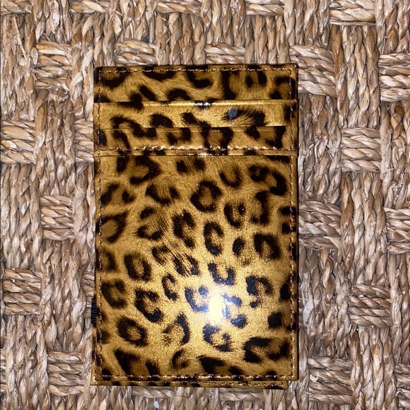 J Crew Leopard Print Card Holder - Picture 1 of 4